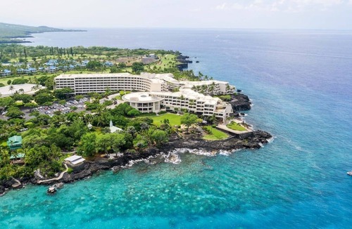 Keauhou House | Let's runaway to the Island! Spa, Game Room, Near Pahoehoe Beach Park