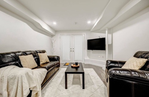 Milton Apartment | LetitBnb: Tranquil Terrace