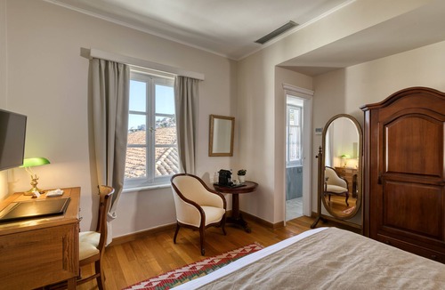 idhra Hotel | Leto Hotel