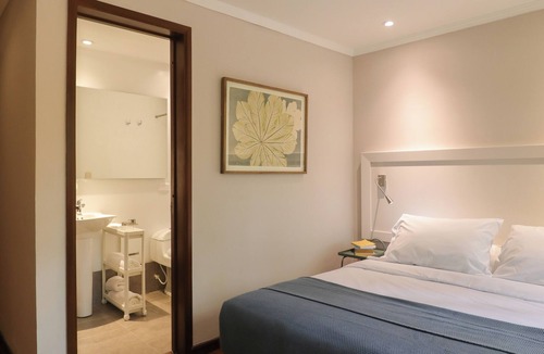 Financial District Apartment | letoH 69