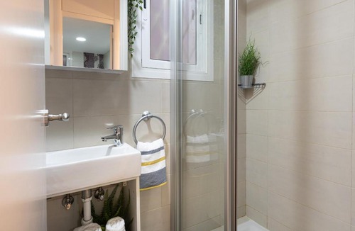 la Vila de Gracia Apartment | Lets Holidays Centric Apartment in Barcelona