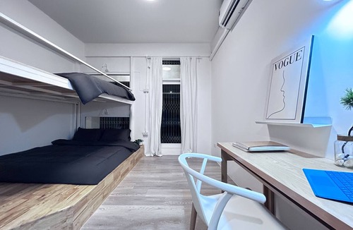Si Yaek Maha Nak Hotel | Letter Better Home