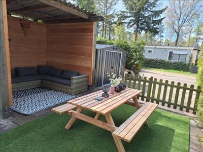 Bosgebied Hoenderloo Resort | Leuke 6 persoons stacaravan op top locatie!
