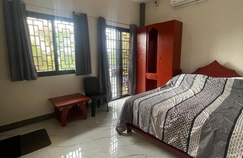 Valencia House | LEVA Suites
