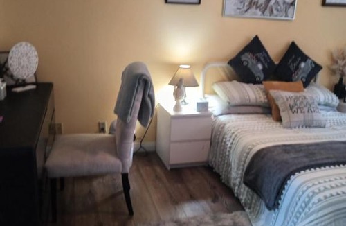 Alhambra Bed & Breakfast | Levander Cozy Home