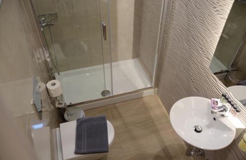 Spetses Hotel | LEVANTA HOTEL SPETSES