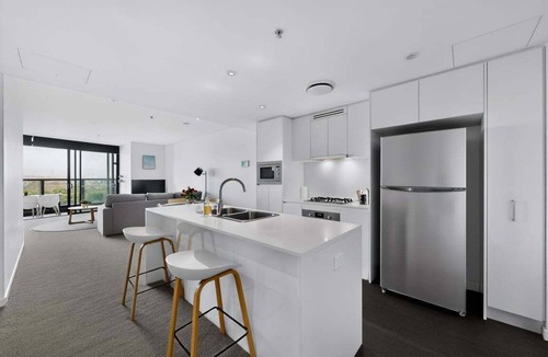 Brisbane Central Business District Resort | Level 15 Skytower – 2BR CBD Retreat