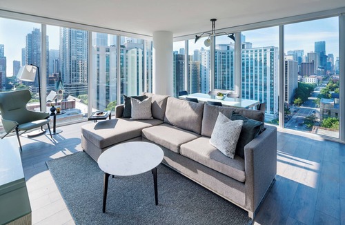 Gold Coast Hotel | Level - Old Town 3 Bedroom, 2 Bath spacious suite with full kitchen