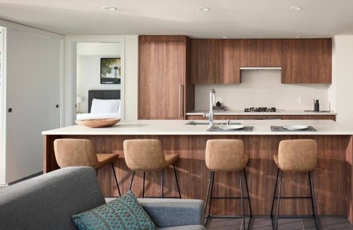 South Lake Union House | Level Seattle ◆ ◆ Executive Two Bedroom Suite