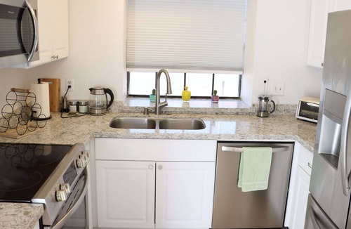 Paradise Park Vista Condo | Levels Galore