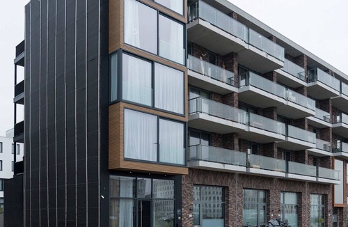 Amsterdam East Apartment | LevelUp Waterfront - Stylish Amsterdam Apartment