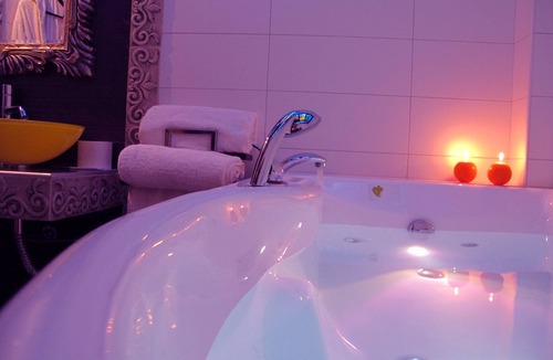 Panagitsa Hotel | Leventis Art Suites