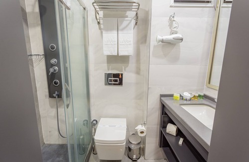 Nilufer Hotel | Levor Hotel