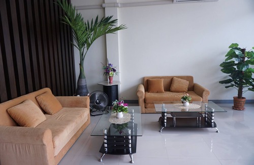 Tha Champi Hotel | Lew Residence
