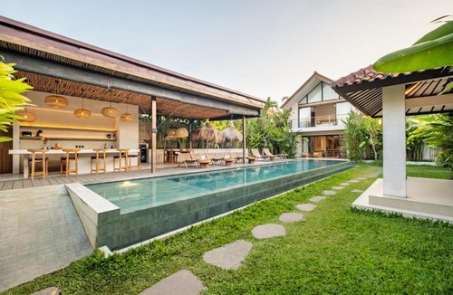 Ungasan Villa | Lexington Palace - 6BR Villa Ungasan