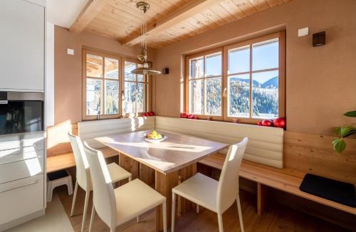 Redagno House | Lexn Radein