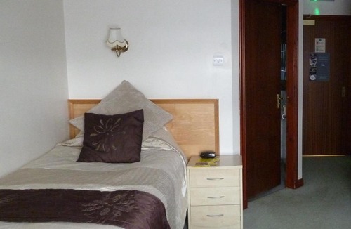 Aberdeen Hotel | Leys Hotel