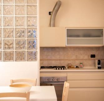 Centro Urbano Apartment | LHE Black Rose