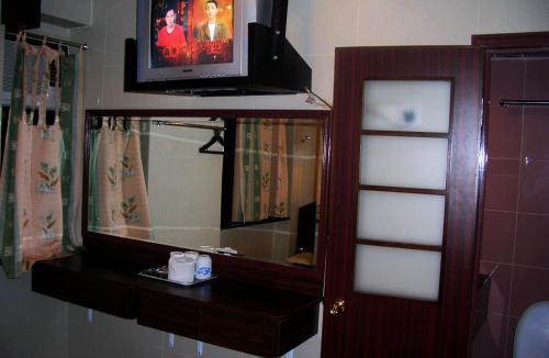 Tsim Sha Tsui House | Li’s Chain Hostel