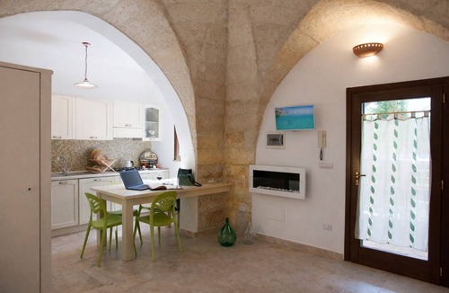 Cenate House | Li Santi Mansion