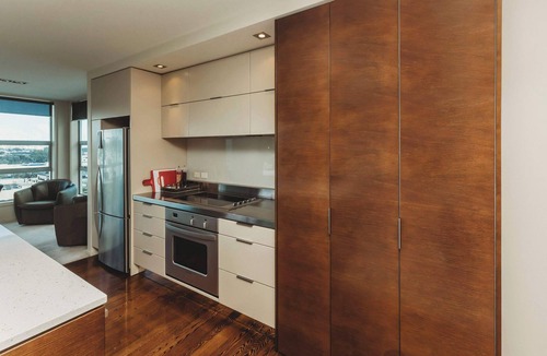 New Plymouth CBD Apartment | Liardet Penthouse with Stunning Views