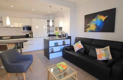 Vernier Apartment | Libération