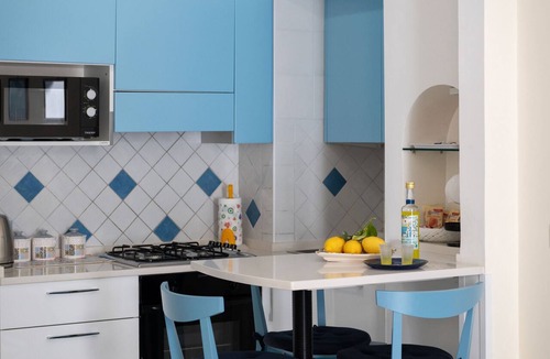 Maiori Apartment | Libeccio - flat with terrace & sea view, perfect for up to 3 guests