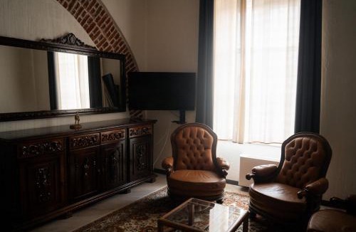 Old City Apartment | Liberty Square View Ultra Central Flat