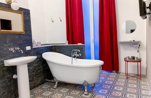 Palermo Bed & Breakfast | Liberty Suites