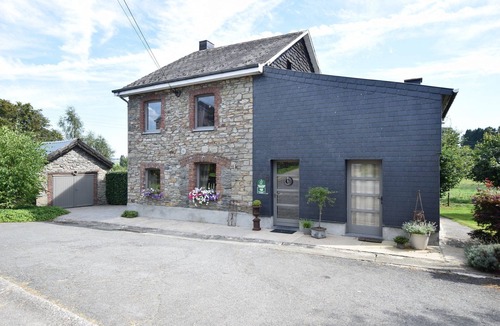Libramont-Chevigny House | Libramont Stone Garden Haven