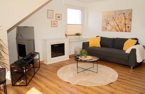 Kernstadt Apartment | Lichtdurchflutende Wohnoase-Kamin-ruhig-kostenloser Parkplatz- 24-7 Self Check-in, bis zu 5 Personen, sehr geräumig