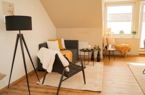 Kernstadt Apartment | Lichtdurchflutende Wohnoase-Kamin-ruhig-kostenloser Parkplatz- 24-7 Self Check-in, bis zu 5 Personen, sehr geräumig