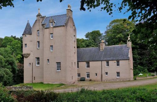 Insch Villa | Lickleyhead Castle