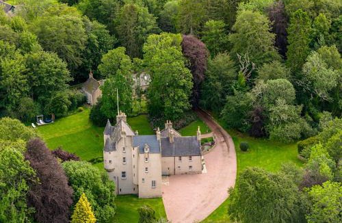 Insch Villa | Lickleyhead Castle