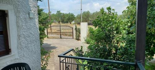 Peraia House | Lidden tree cottage