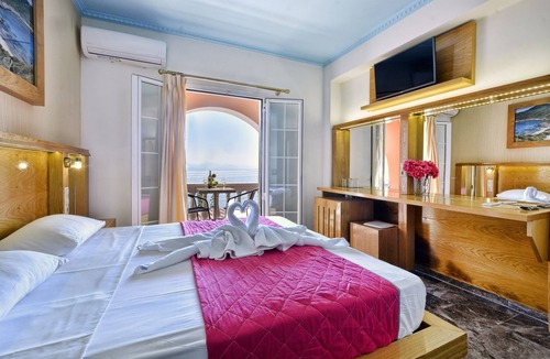 Benitses Hotel | Lido Corfu Sun Hotel