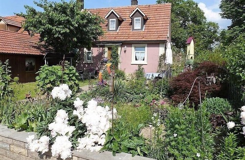 Simmershofen Apartment | Liebevoll eingerichtete Wohnung auf familiengeführten Ferienbauernhof