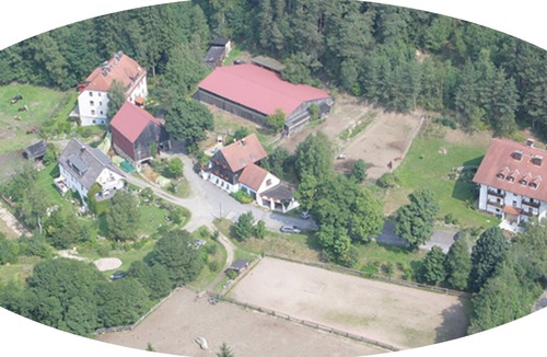 Weissenstadt Apartment | Liebevoll eingerichtete Ferienwohnnung im 1. Stock