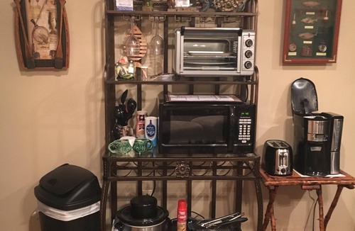 Greenback Cabin | Life is Better at The Conner Lodge No Cleaning Fees