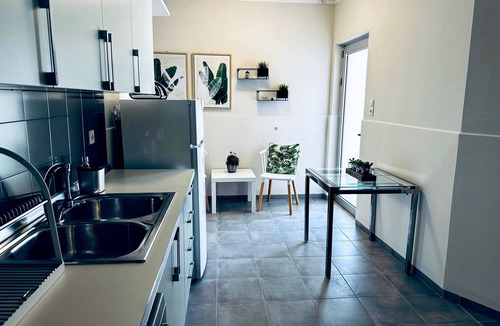 Kato Stalos Apartment | lifeguard beachfront - Luxury Flat, 30meters From Sea
