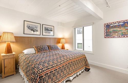 Aspen Apartment | Lift One Condominiums - Unit 305