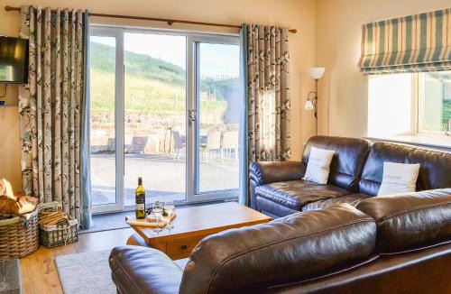 Thornhill House | Liftingstane Dairy Cottage