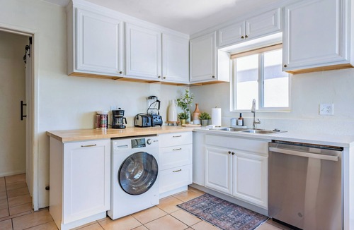 Stockton House | Light & Airy by Coastline Vacation Rentals