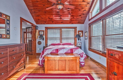 Barrington House | Light, airy, comfy, casual, wooded, lakefront home with private sandy beach