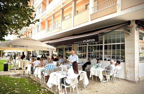 Carcavelos Condo | Light and Airy, Every Comfort on the Lisbon Coastline