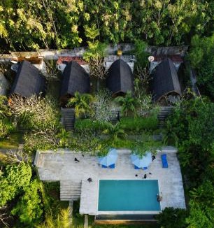Wonosari Resort | Light Blue Villa