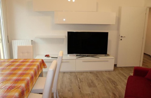Volta Casaralta Apartment | Light & Colours Apartment