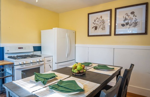 Capitol Hill Apartment | Light Filled Century Old Home Near CSU & Old Town