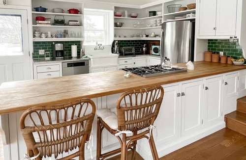 Dover Plains Cottage | Light-Filled Cottage with Pool on Private 5 Acres