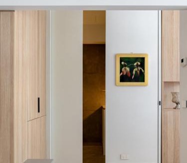 North Melbourne Apartment | Light filled inner city warehouse apartment
